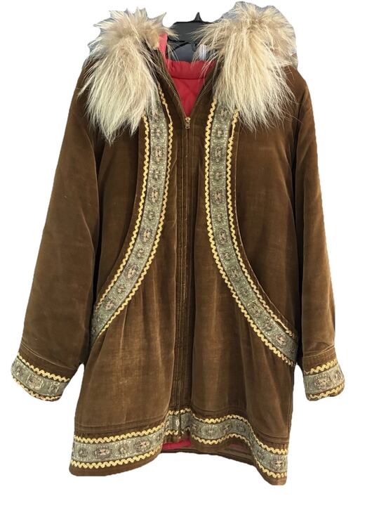 Laura Wright Other - RARE!! Laura Wright Alaskan Parky Winter Coat Brown Velvet Wolf Trim Size M****